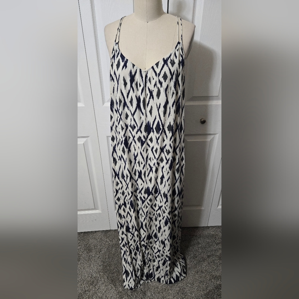 Gap Maxi Dress, Size Medium, Criss Cross Straps, Excellent Condition